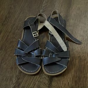 Salt Water by Hoy brown leather sandals size 5, women’s size 7